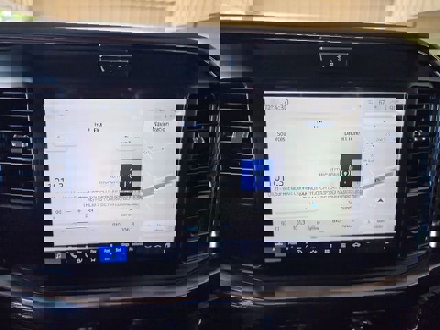 New 2026 Ford F250 Lariat image 25