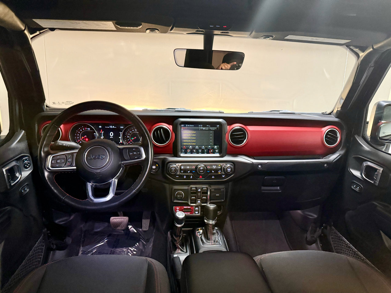 Used 2022 Jeep Gladiator Rubicon w/ Cold Weather Group image 27
