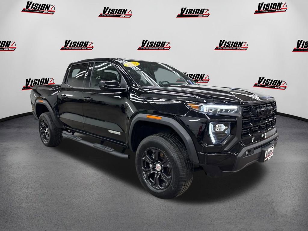 Used 2024 GMC Canyon Elevation w/ Elevation Premium Package image 3