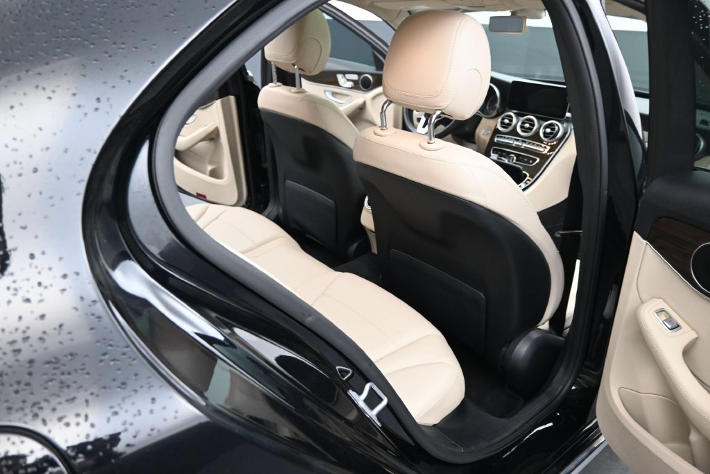 Used 2019 Mercedes-Benz C 300 Sedan image 26