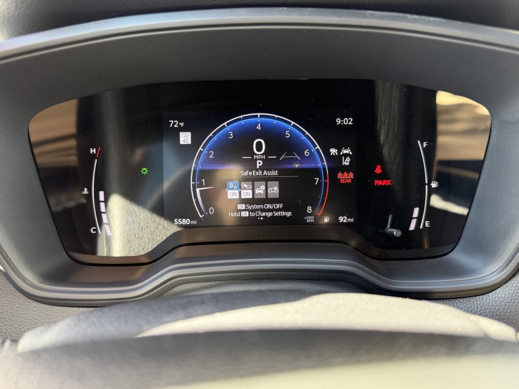 Used 2026 Toyota Corolla Cross LE image 19