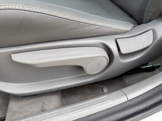 Used 2025 Hyundai Elantra SEL image 26