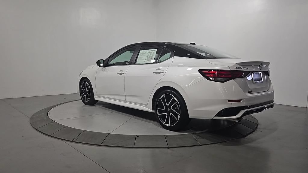 Certified 2025 Nissan Sentra SR w/ SR Premium Package FWD image 3