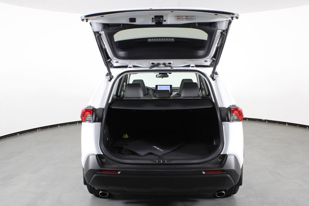 Used 2025 Toyota RAV4 XLE Premium w/ Weather Package FWD image 17