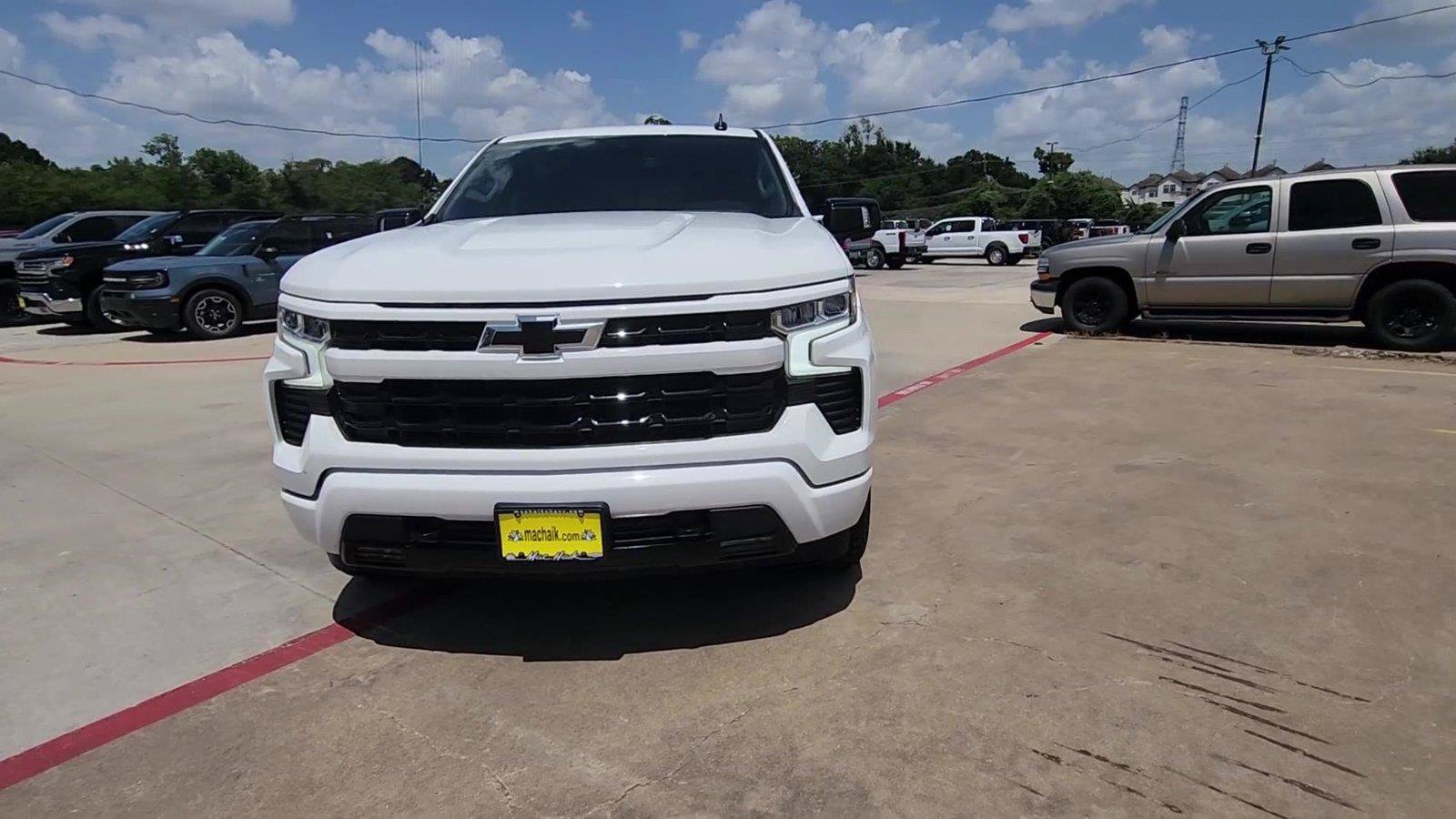 Certified 2023 Chevrolet Silverado 1500 RST w/ Texas Edition Plus AWD/4WD image 3