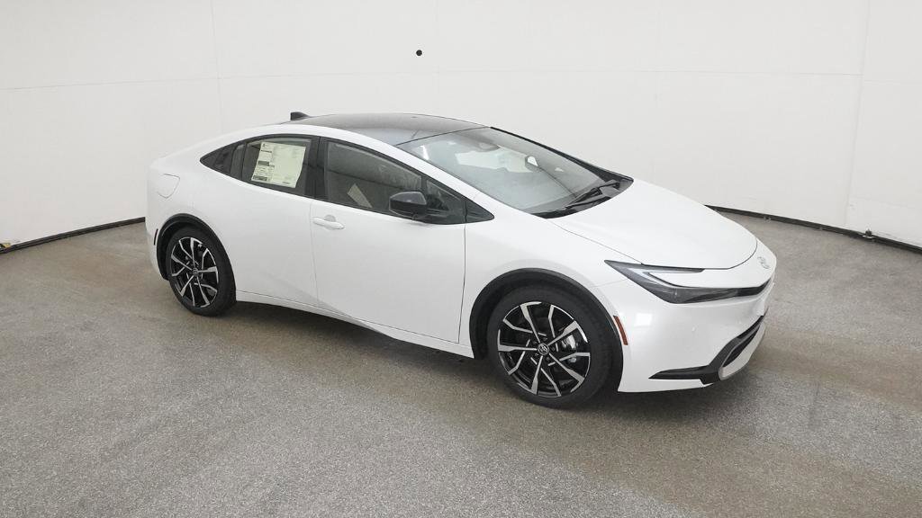 New 2026 Toyota Prius Plug-In Hybrid image 27