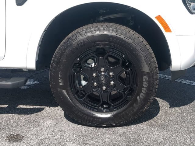 Used 2025 Ford Ranger XLT w/ Black Appearance Package RWD image 11