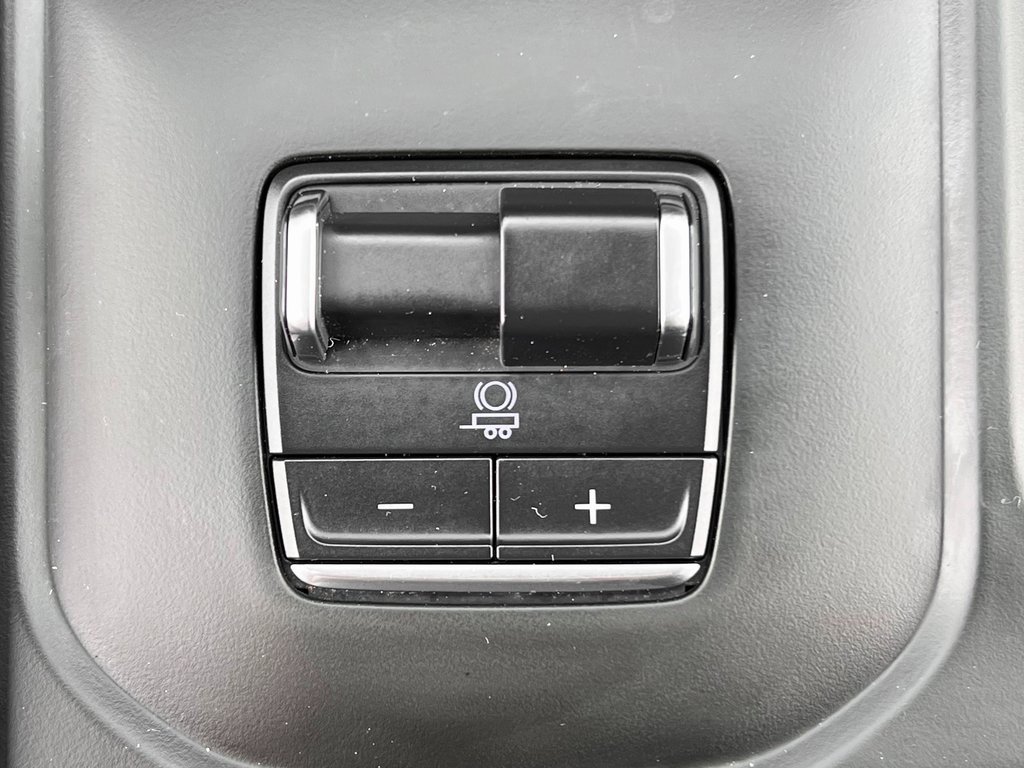 Used 2024 GMC Sierra 3500 Denali Ultimate image 30