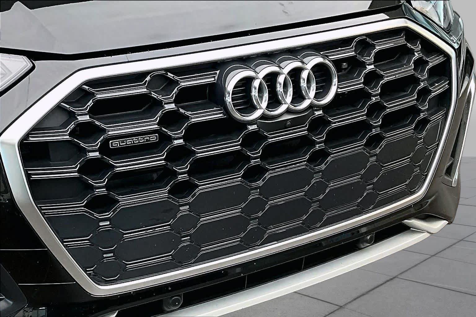 Used 2023 Audi Q5 2.0T Premium Plus w/ Premium Plus Package AWD/4WD image 32