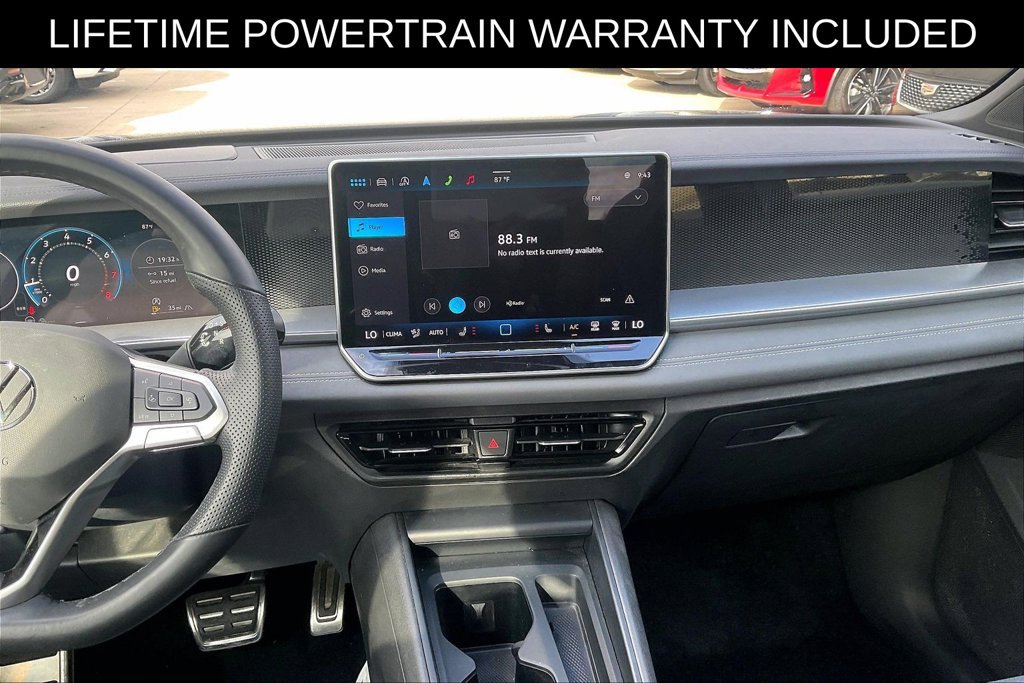 Used 2025 Volkswagen Tiguan SE R-Line AWD/4WD image 8