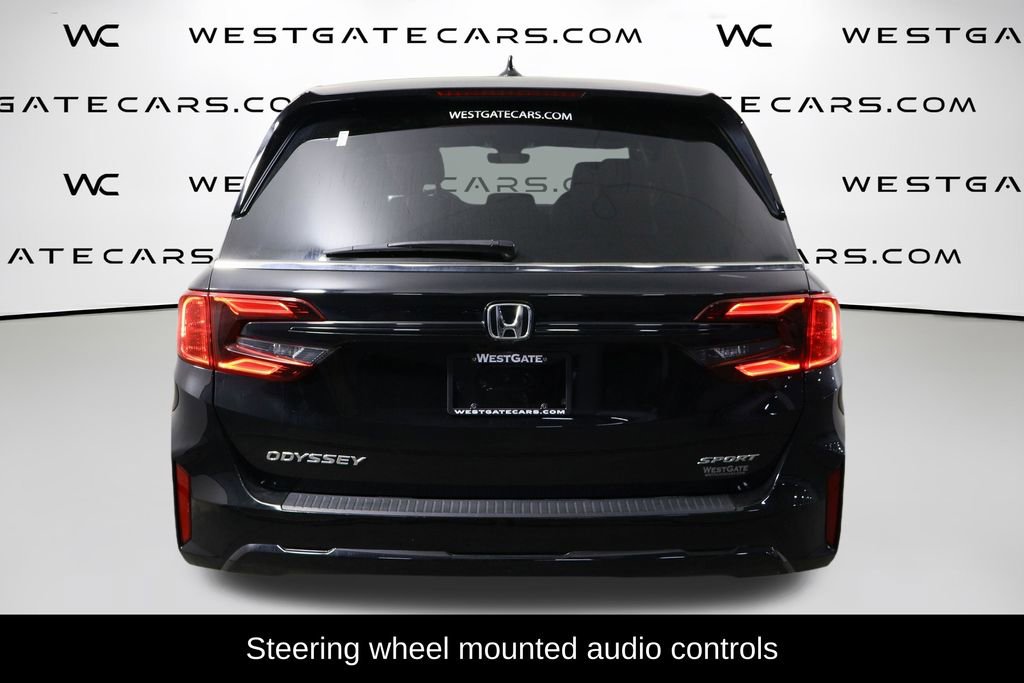 Used 2025 Honda Odyssey Sport-L image 4