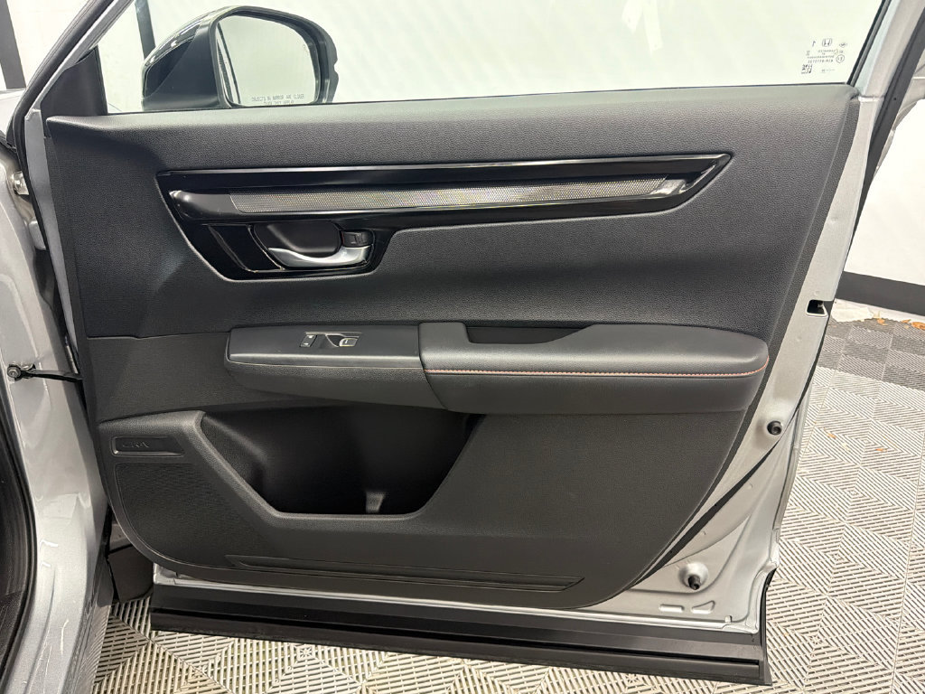 Used 2024 Honda CR-V Sport Touring image 16