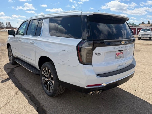 New 2026 Chevrolet Suburban High Country w/ Sun And Tow Package AWD/4WD image 5