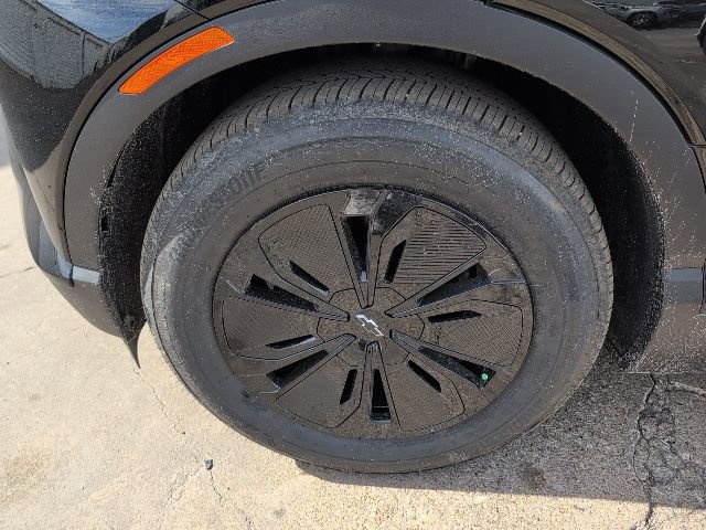 New 2026 Chevrolet Blazer EV LT image 3