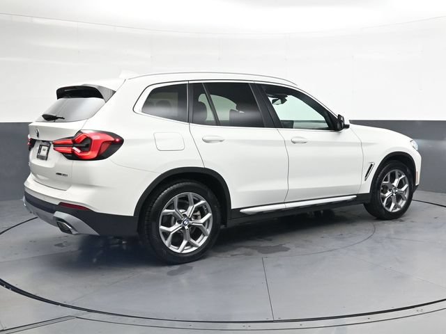 Used 2024 BMW X3 xDrive30i AWD/4WD image 4