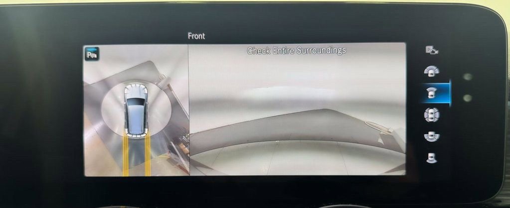 Certified 2023 Mercedes-Benz EQB 300 4MATIC w/ Pinnacle Package image 18