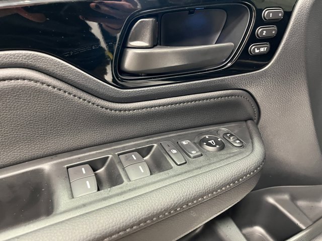New 2026 Honda Odyssey Touring image 11
