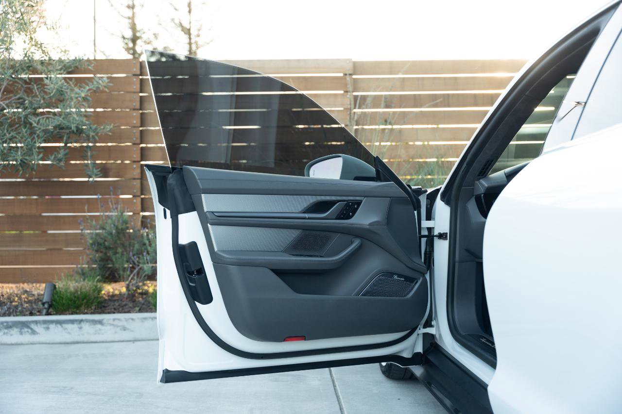 Used 2022 Porsche Taycan Turbo S image 86