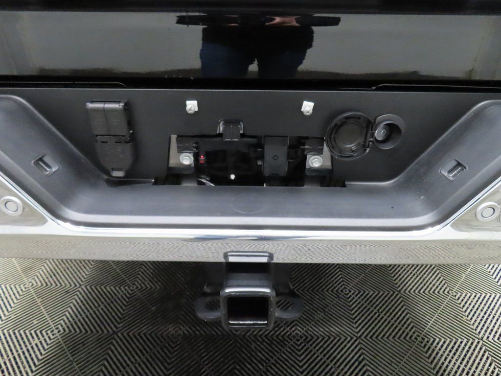 Used 2025 Chevrolet Silverado 2500 LT image 42