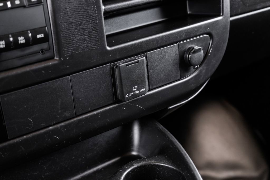 Used 2021 GMC Savana 2500 w/ Driver Convenience Package image 22