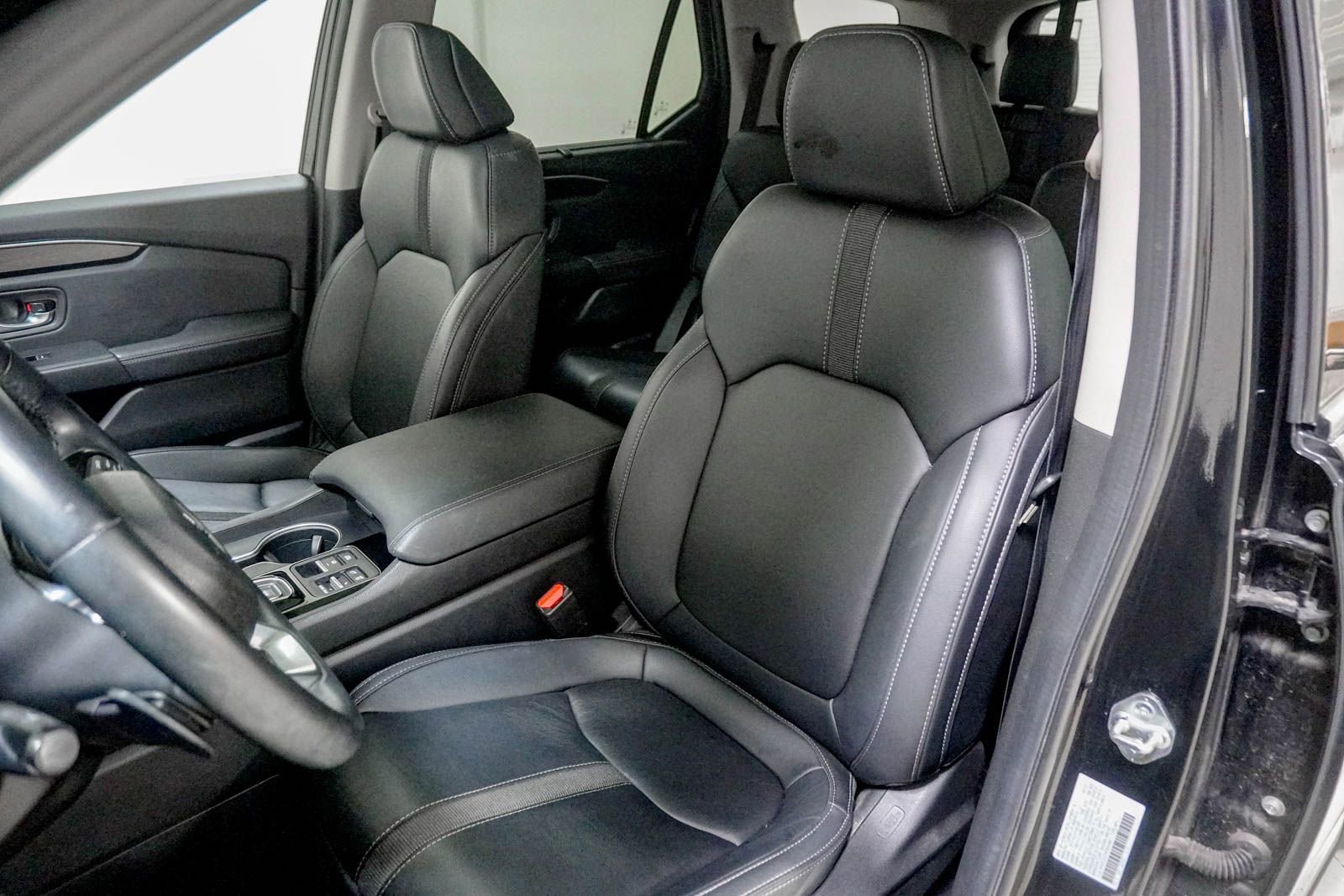 Used 2023 Honda Pilot Touring image 17