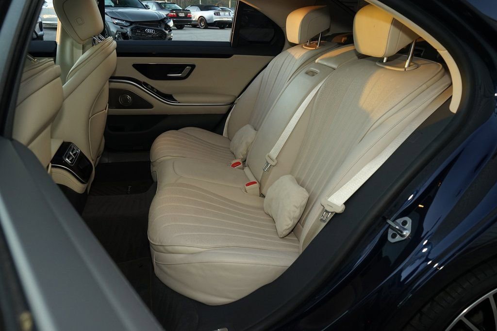 Used 2022 Mercedes-Benz S 500 4MATIC image 21