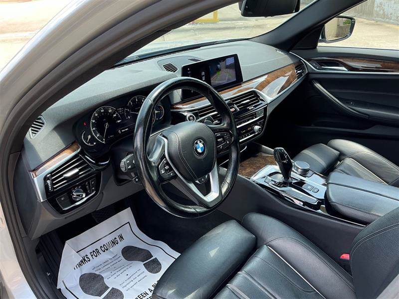 Used 2017 BMW 540i xDrive AWD/4WD image 29