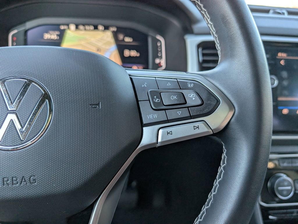 Used 2022 Volkswagen Atlas Cross Sport SEL image 28