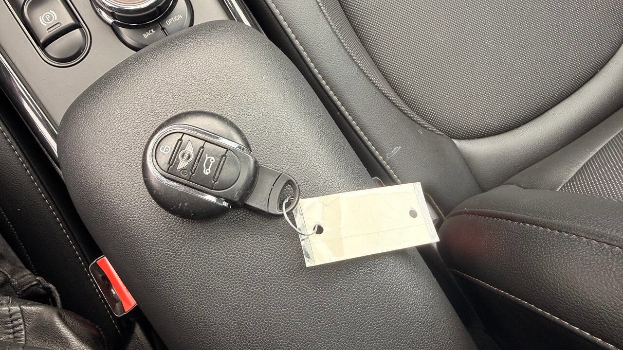 Used 2016 MINI Cooper Clubman image 27