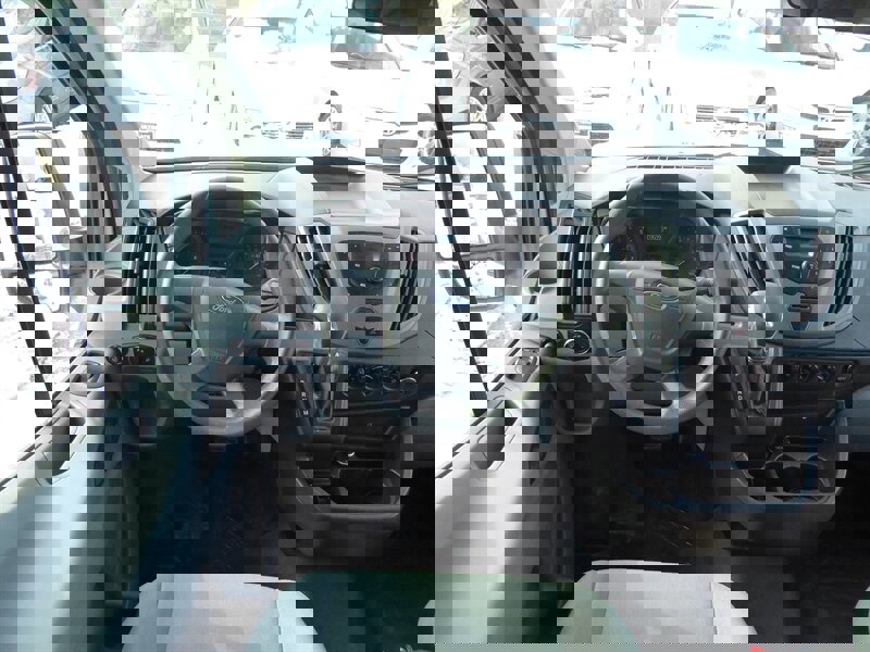 Used 2015 Ford Transit 350 XL image 10