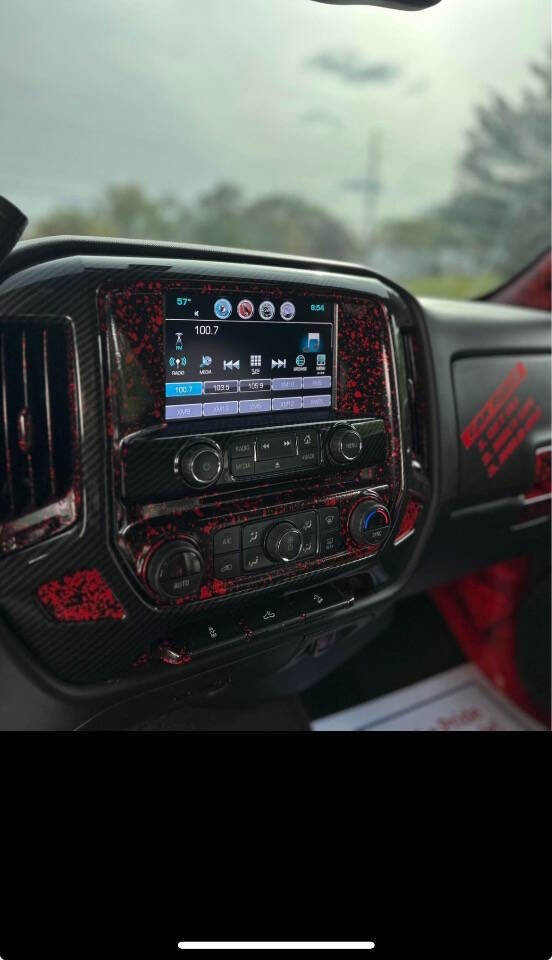 Used 2018 Chevrolet Silverado 1500 LT w/ All Star Edition image 14