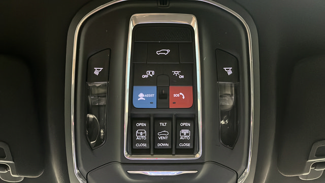 Used 2024 Jeep Grand Cherokee L Limited w/ Luxury Tech Group II AWD/4WD image 34