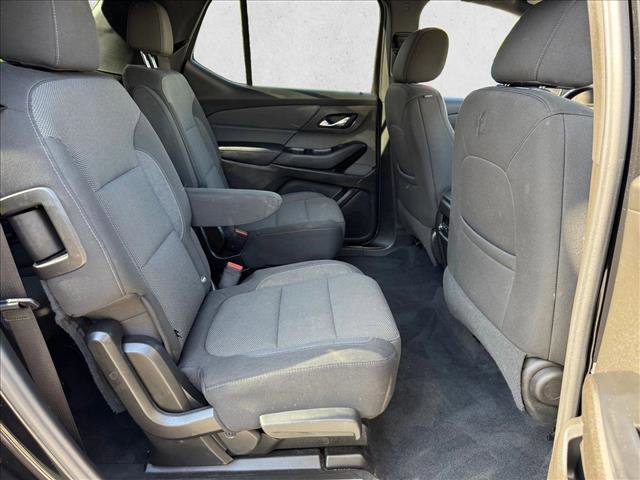 Used 2023 Chevrolet Traverse LT AWD/4WD image 24