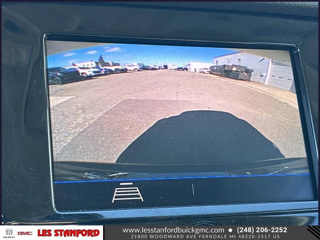 Used 2022 Buick Encore Preferred w/ Safety Package AWD/4WD image 29