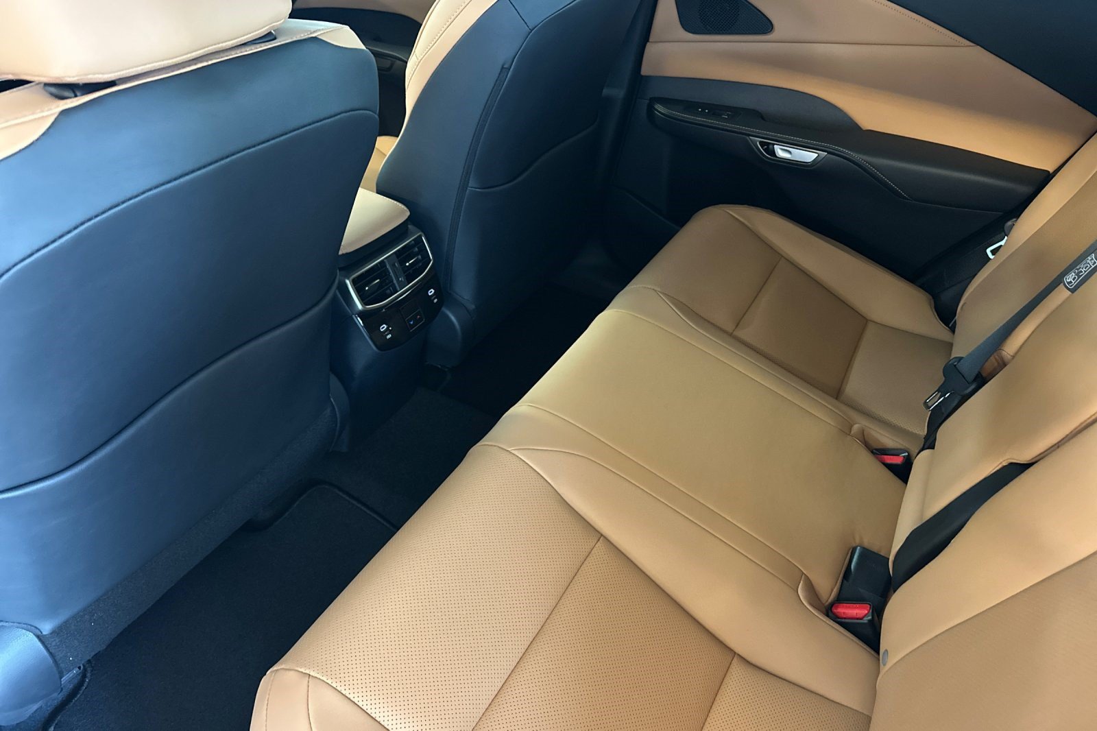 New 2026 Lexus RX 350 FWD image 27