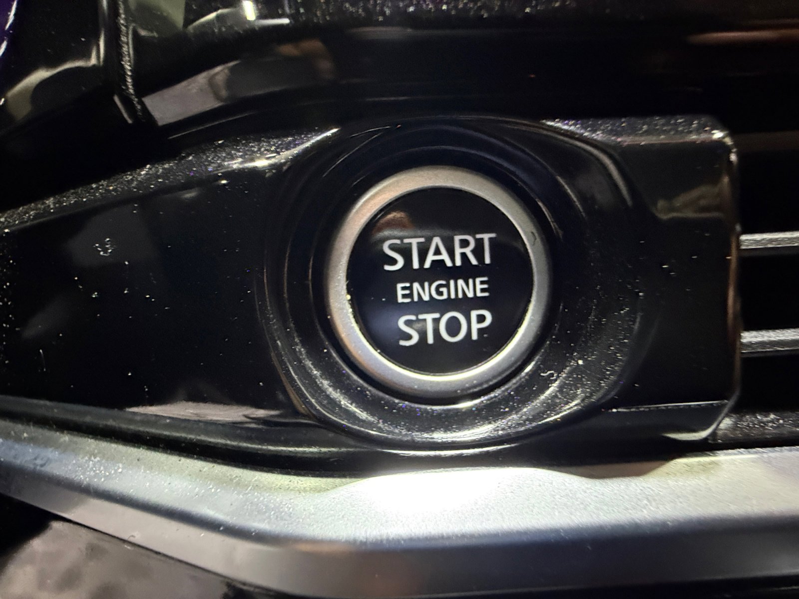 Certified 2023 Nissan Pathfinder Platinum image 30