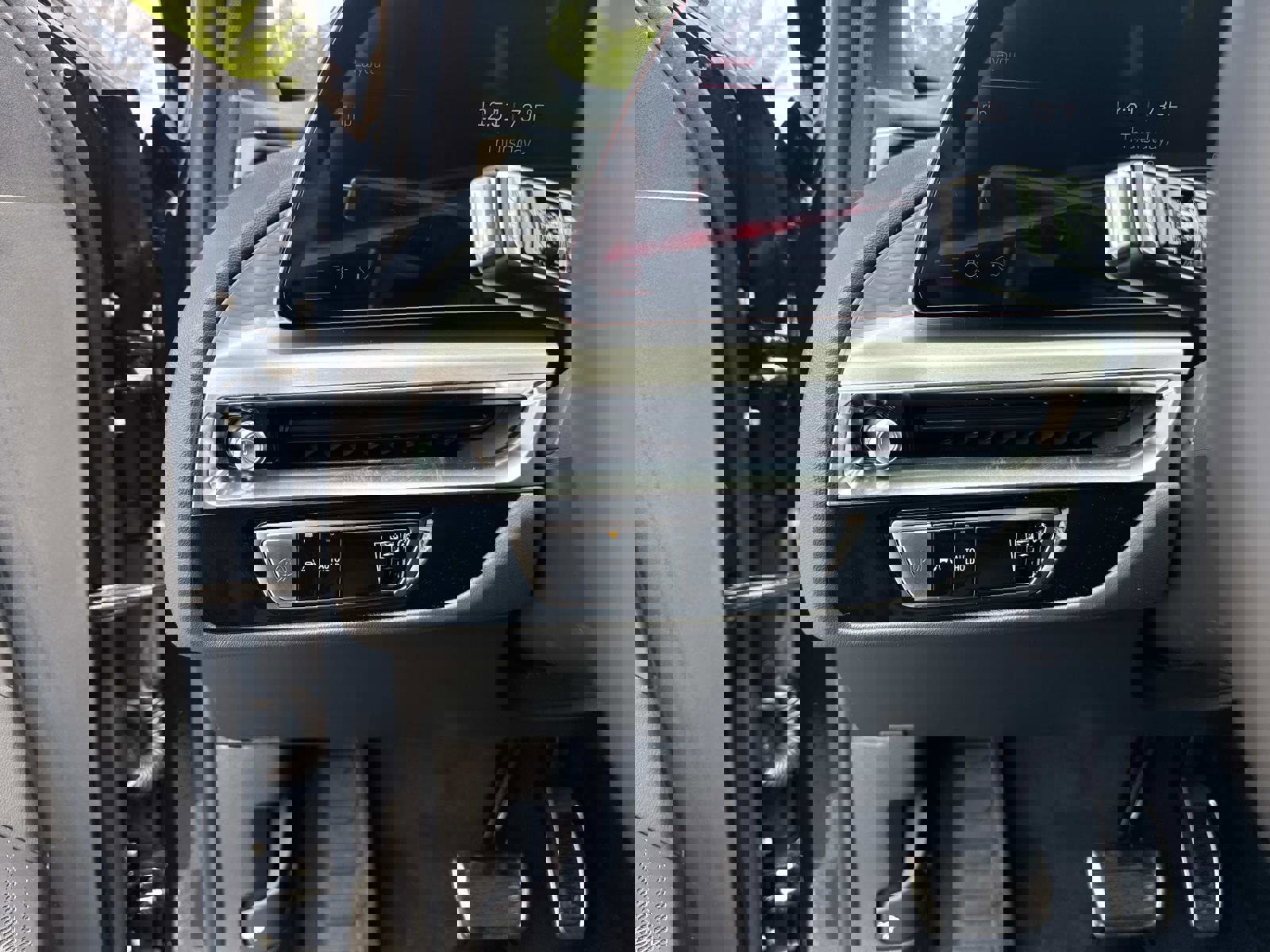 New 2026 Cadillac Lyriq V image 34