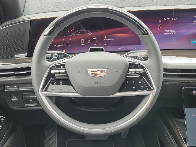 New 2026 Cadillac Escalade ESV Luxury w/ Touring Package AWD/4WD image 21
