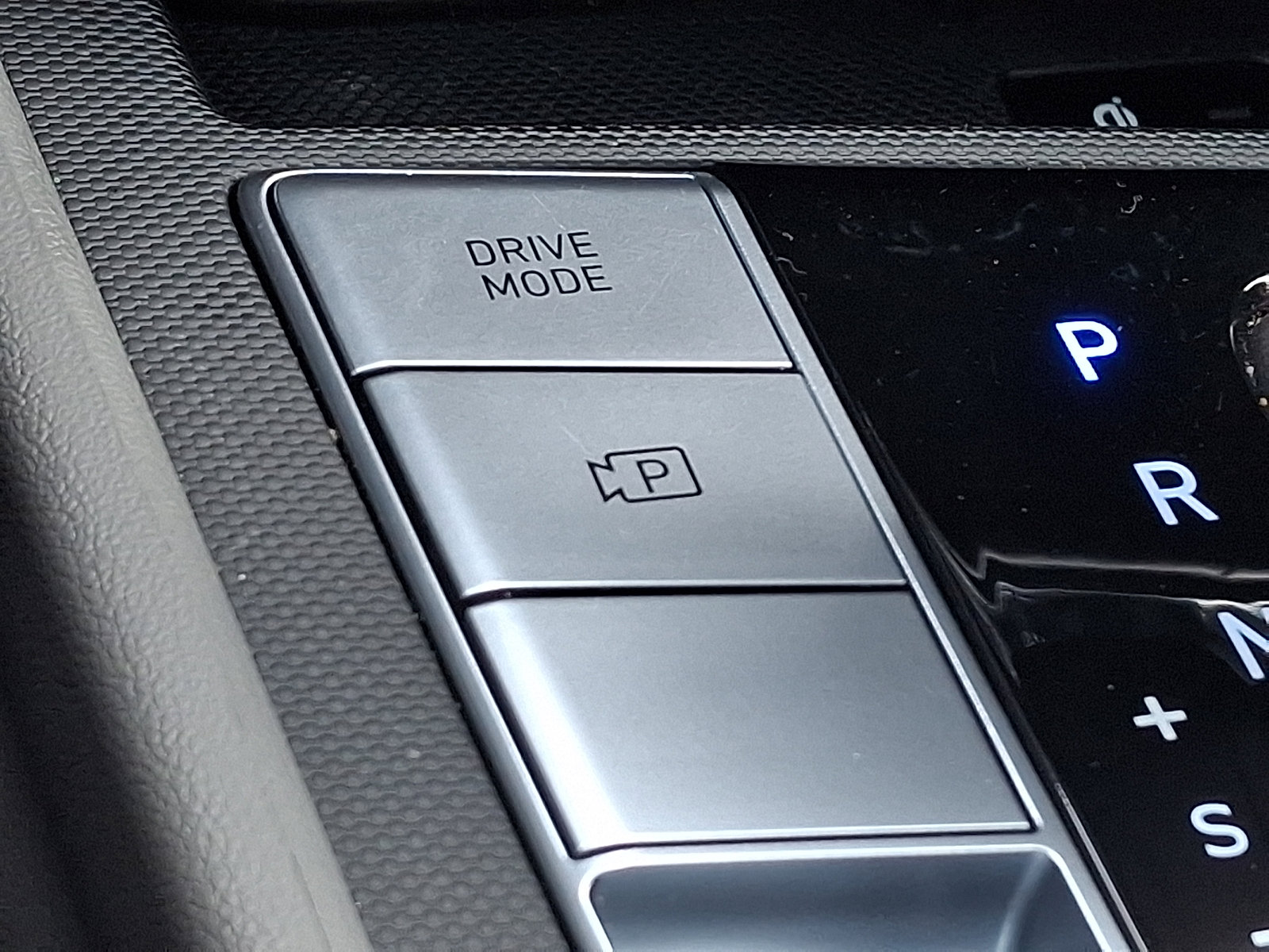 Used 2025 Hyundai Elantra SEL image 26