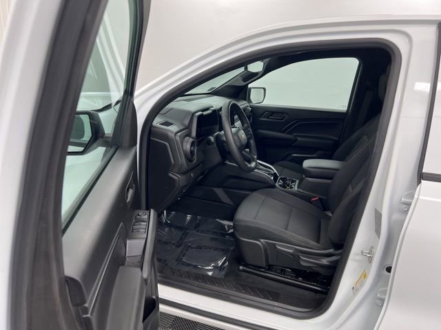 Used 2023 Chevrolet Colorado W/T image 10