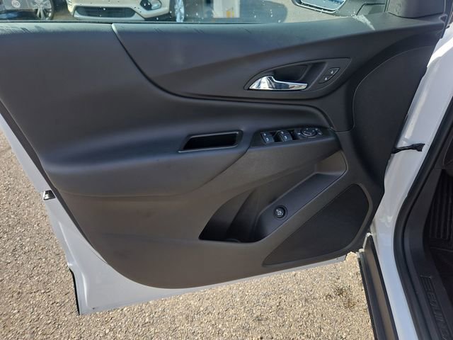 Used 2024 Chevrolet Equinox LT AWD/4WD image 10