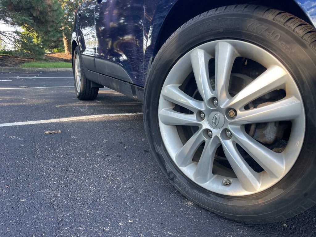 Used 2013 Hyundai Tucson Limited FWD image 32
