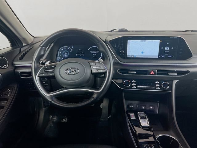 Used 2023 Hyundai Sonata Limited w/ Preferred Accessory Package image 21
