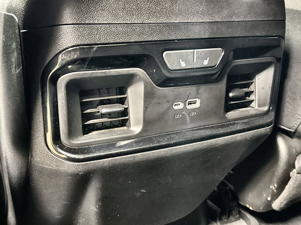 Used 2023 GMC Sierra 1500 AT4 w/ AT4 Premium Package AWD/4WD image 28