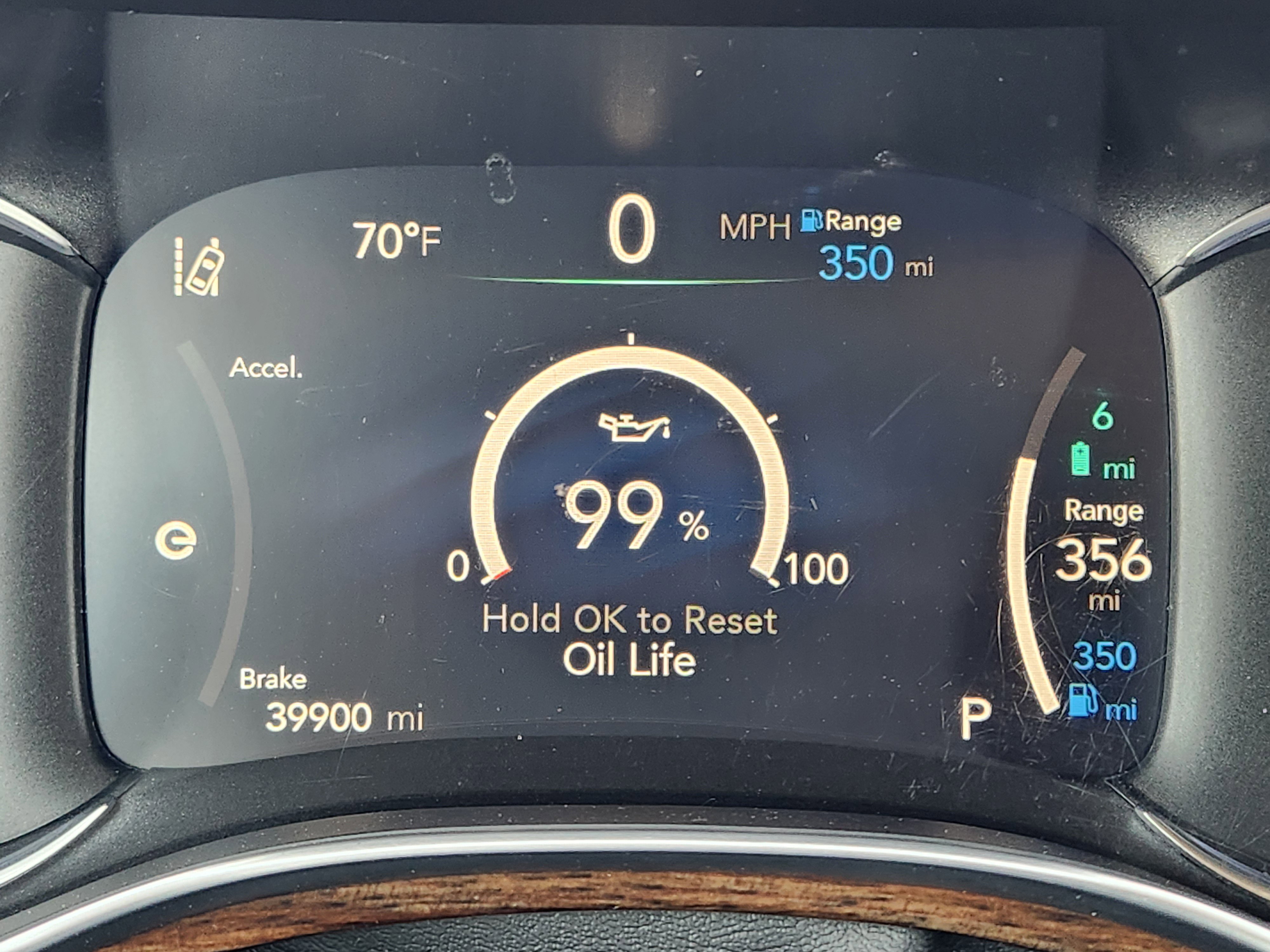 Used 2022 Chrysler Pacifica Limited image 16