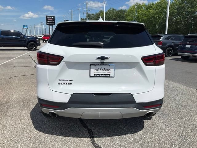 Used 2023 Chevrolet Blazer LT w/ Midnight/Sport Edition FWD image 24
