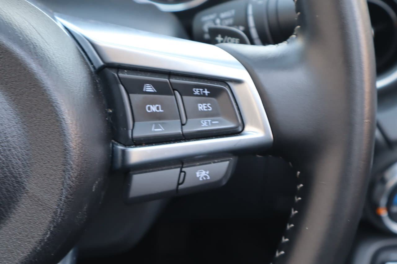 Used 2025 MAZDA MX-5 Miata RF Grand Touring RWD image 11