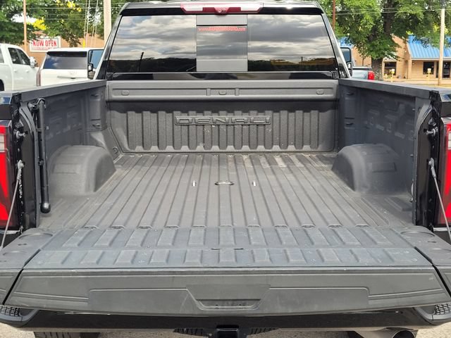 Used 2024 GMC Sierra 2500 Denali Ultimate AWD/4WD image 9