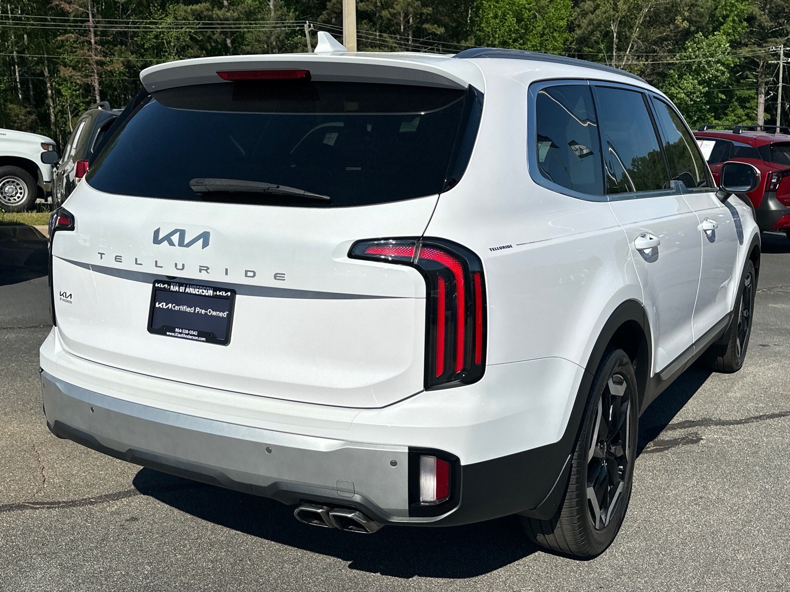 Certified 2024 Kia Telluride EX FWD image 3
