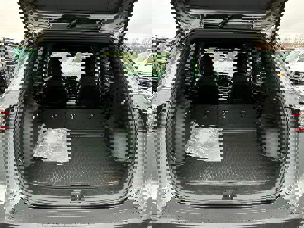 New 2026 Chevrolet Equinox RS w/ Convenience Package III image 40